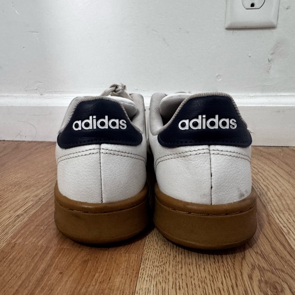 Adidas White Sneakers with Red and Navy Stripes - Picture 4 of 6